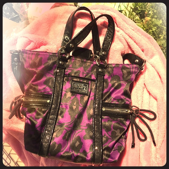 Coach Purse - Picture 3 of 6